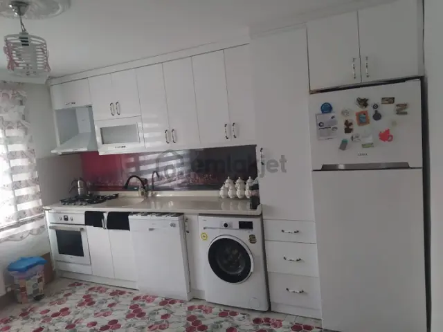 Acil Satılık Çarşıya Yürüme Mesafesinde Müstakil Ev 5