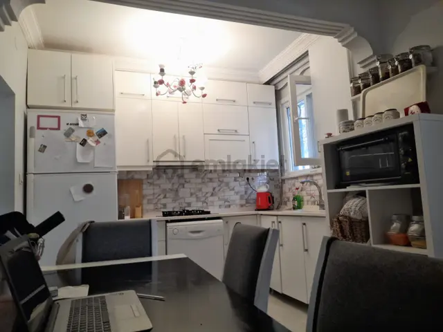 Central Locatıon/for Rent/with Or Without Furniture Maltepe Merkezi Geniş 2.5+1 Kiralık Daire/ 4
