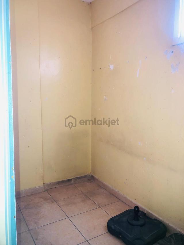 Sultanbeyli Mimarsinan Caddesinde 200m2 Kiralık Dükkan 4