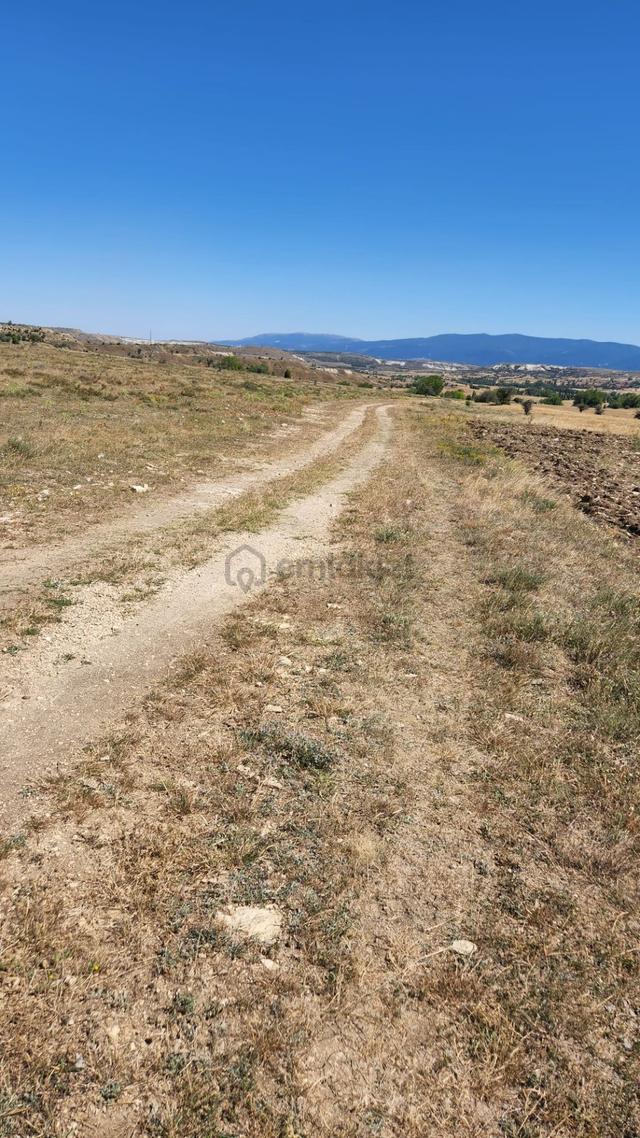Kütahya Merkez'de 2.277 M2 İl Merkezinde Dümdüz Yatırımlık Fırsat Arazi ! 3