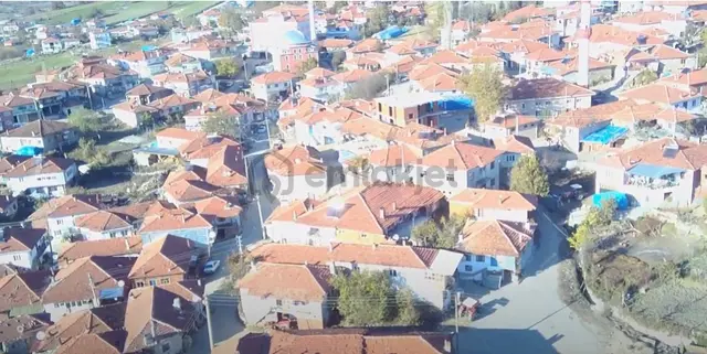Balıkesir Sındıgı'da 4.559 M2 Yerleşim İçinde Yola Cepheli Fırsat Arazi 3