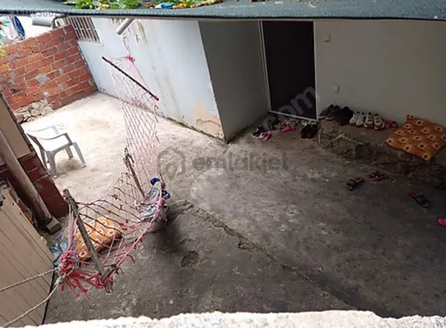 Ana Yol Kenarı 1 Dükkan 2 Daire 4