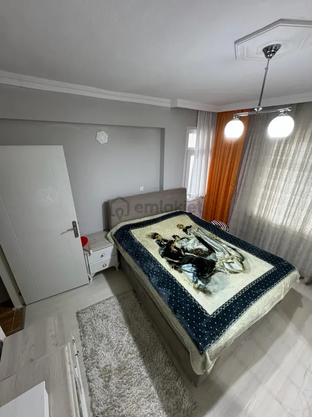 2+1 Masrafsız Merkezi Konumda Cumhuriyet Mah Denize 150 Mt Fırsat Daire 3