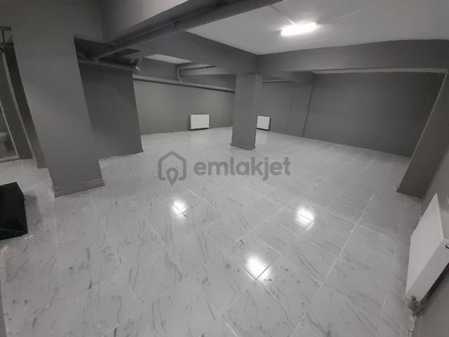 Kocamustafapaşa Sümbülefendi Sebzeci Sok 100mt Yenı Bına Satılık Dükkan