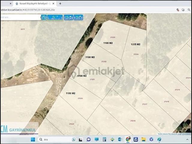Denizli Köyünde Satılık %15 Villa İmarlı 5 Adet Villalık Tek Tapulu 1100 X 4 Ve 1 Adet 1350 M2 Arsa 2