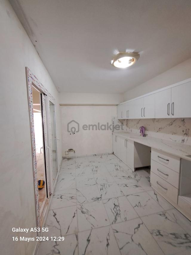 Bornova Da Kiralık Dükkan 4