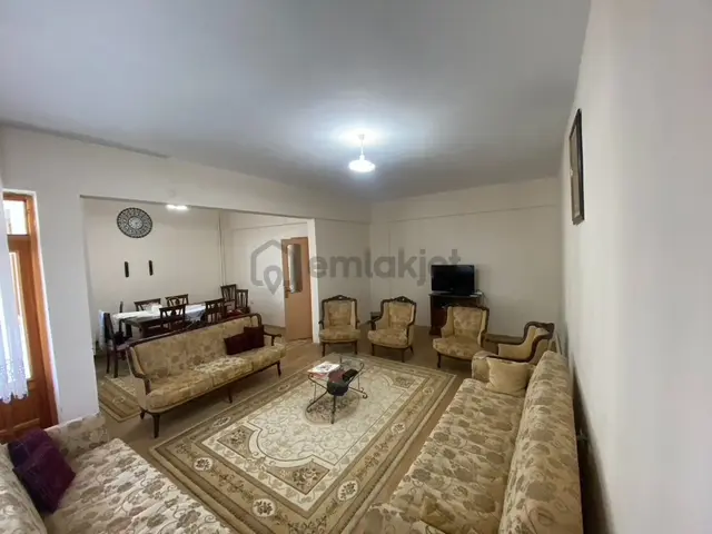 Wisrem'den Batıkent'te Önü Açık, Meyve Ağaçlı 5+1 Tripleks Villa. 3