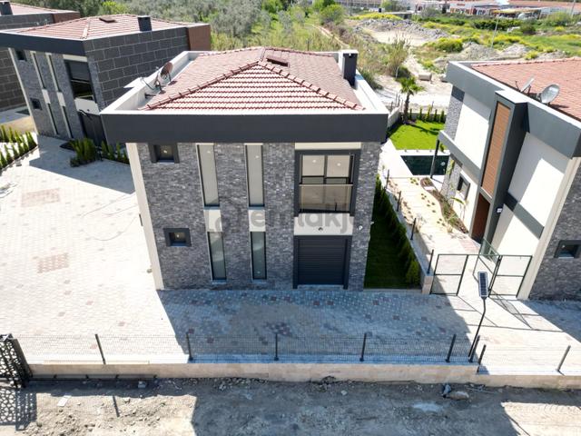 Güvenlık-özelhavuz/otopark-yerden Isıtma-450 M2 Bahçe-yeni-ultra Lüx-tamamı Müstakil 4