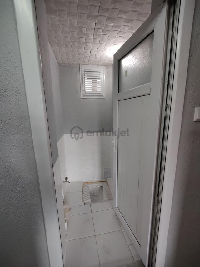 Karabağlar Barış Mah. 2+1 95 M2 Doğalğazlı Kiralık Ev 4