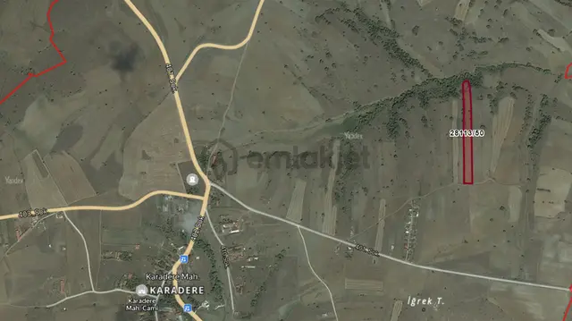 Karadere Mahallesinde Köy İçi 7.511 M2 Satılık Tarla 3