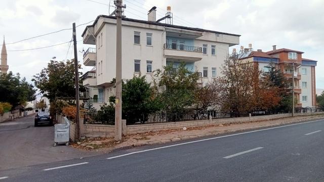 Şarkışla Hsk Rönesans Emlak^tan Esentepede Satılık Komple Bina
