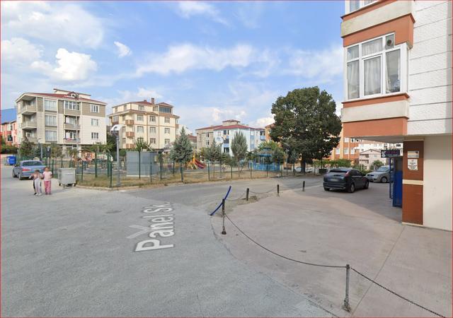 Merkezde Atatürk Mahallesi'nde 230 M2 İmarlı Arsa 4