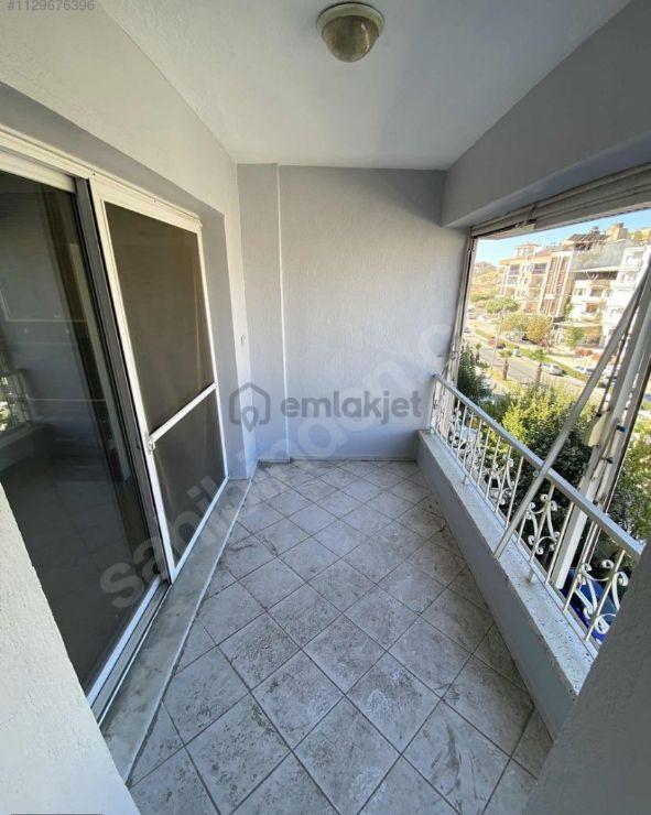 Fatih Mah İzmir Soma Yolu Üzerinde Ful Tadilatlı Kapalı Mutfak 3+1 Ara Kat Geniş Kiralık Daire 5