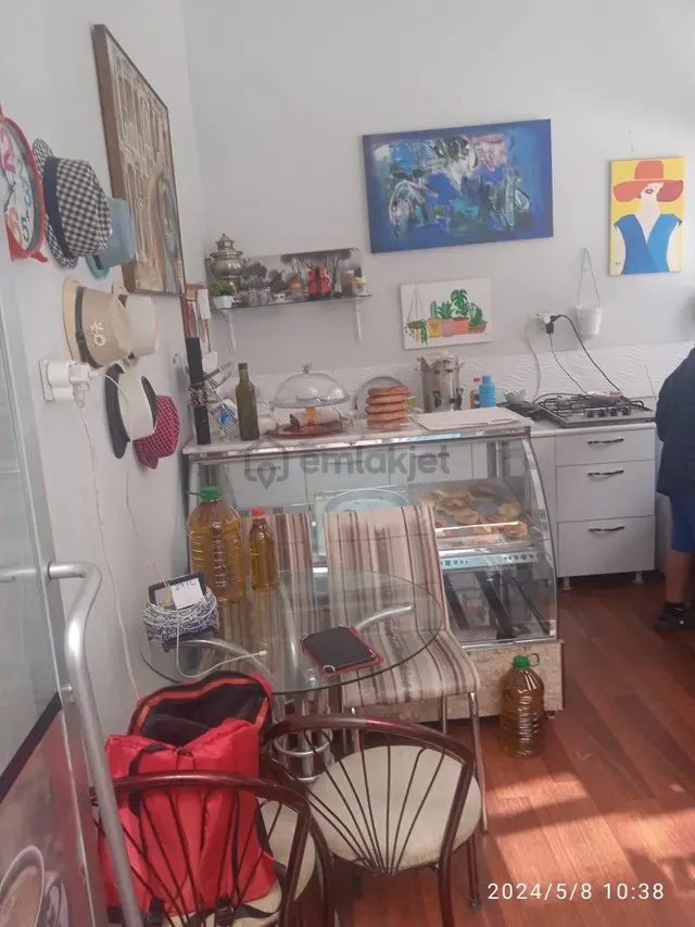 Naz Emlaktan Güzelyalı Parkına Yakın Köşebaşı Kiralık Dükkan 3