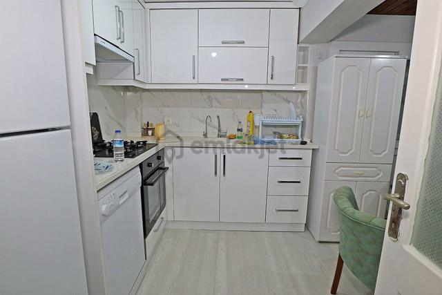 Göztepe Mithatpaşa Cad. Sahile Yakın Sıfır Eşyalı Kiralık Daire 5