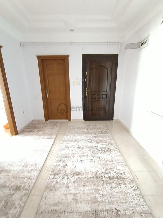 Aksaray Hacılar Harmanında Anayolda Asansörlü 3+1 Satılık Daire 3