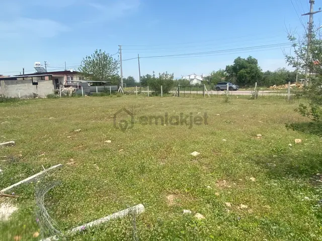 Döşemealtı Çıplaklıda Satılık Ticari+konut İmarlı Köşe Parsel 3