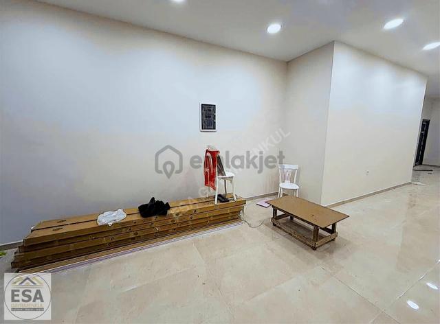 Esa Gayrimenkul'den Arnavutköy Merkezde Satılık İş Yeri 2