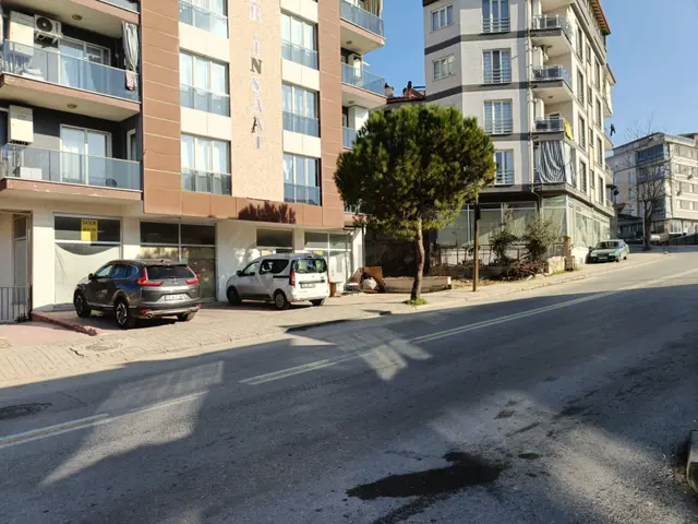 İlbadı Mahallesinde Cadde Üzerinde 2 Katlı Toplam 210 M2 Satılık İş Yeri 5.250.000 Tl !!! 3