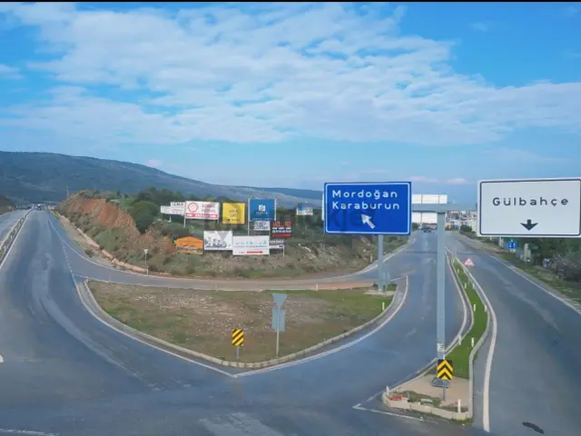 İzmir,urla,gülbahçede İyte ‘te Komşu Yatırımlık Arazi 2