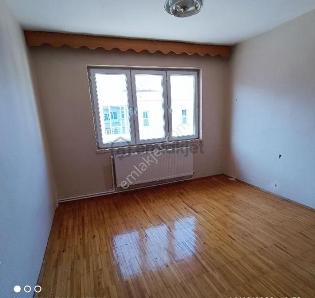 Elit Emlak'tan Satılık 3+1 Geniş Ferah Daire Çarsı Merkezde 4