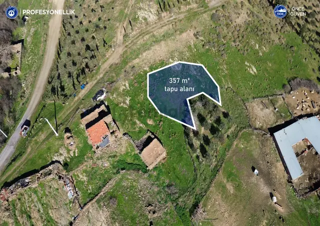 Karaburun Parlak Köyiçi'nde Doğa Manzaralı 357 M2 Tarla 3