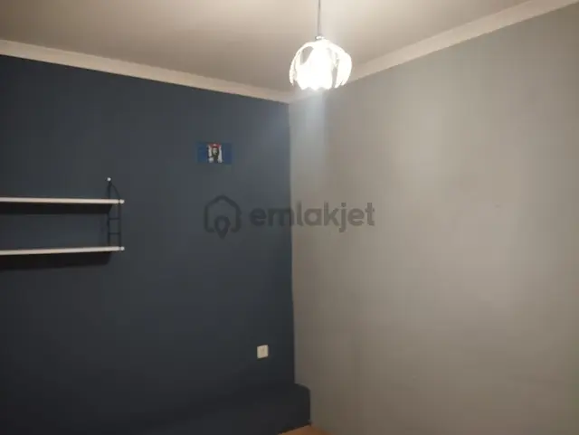 Stop’tan Günlükbaşı Migros Üstü Boş Kiralık 3+1 4