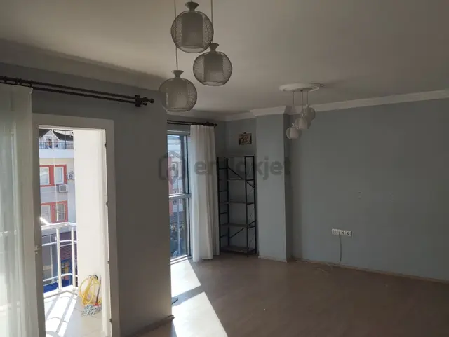 Stop’tan Günlükbaşı Migros Üstü Boş Kiralık 3+1 2