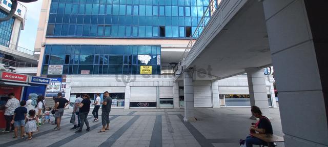 Kısa Bir Süreliğine İndirim ! İzmit Belsa Plaza Satılık Dükkan