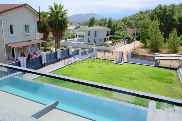 Kemer Kiriş Doğa Manzaralı Satılık Müstakil 4+1 Villa 4