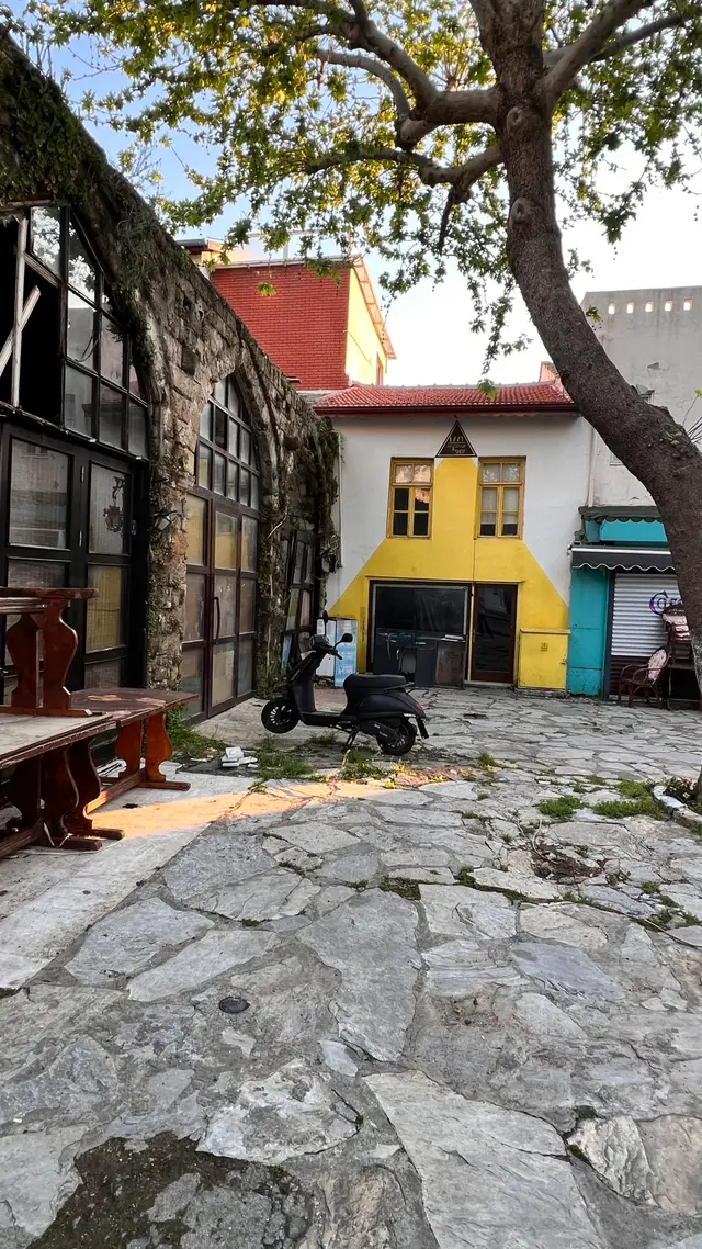 Marmaris Kale Bölgesinde Merkezinde Kiralık Kale Binası 3