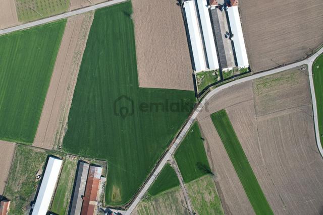 Asfalta Cepheli %40 Ticari + Konut İmarlı 7.373 M2 Mükemmel Konumda Arsa 4