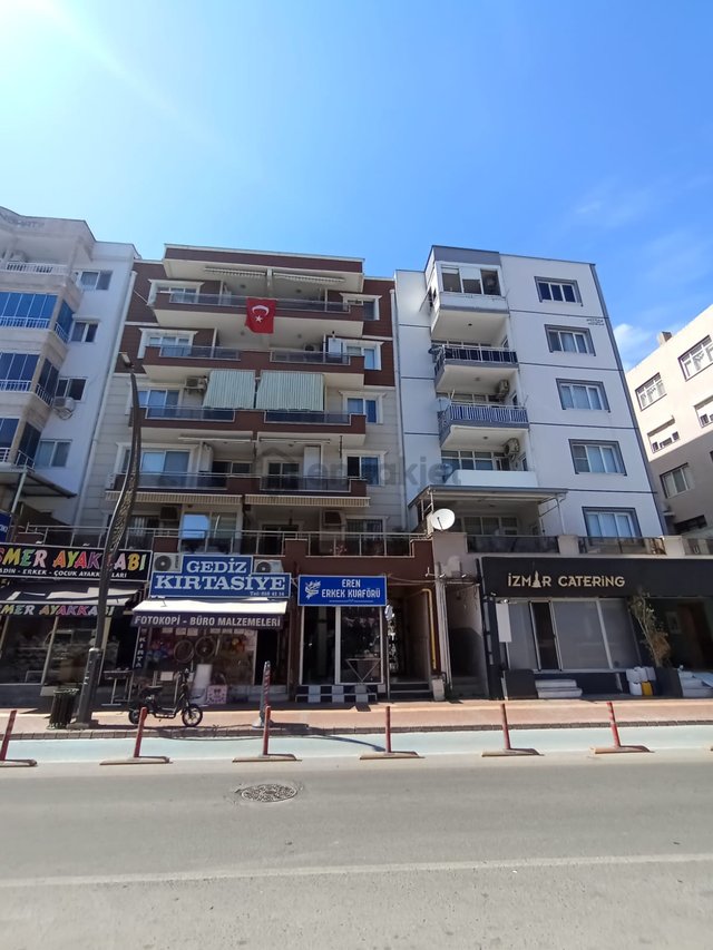 Onyıl Gayrimenkul Aliağa Atatürk Mah.istiklal Cad.çarşı Merkez 3+1 Satılık Daire Onyıl Gayrimenkul Aliağa Atatürk Mah.istiklal Cad.çarşı Merkez 3+1 Satılık Daire