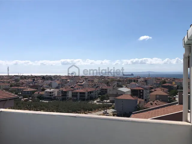 Şarköy De Işık Emlaktan Camikebir Mah De 6+1 150 M2 Mustakil Villa 1