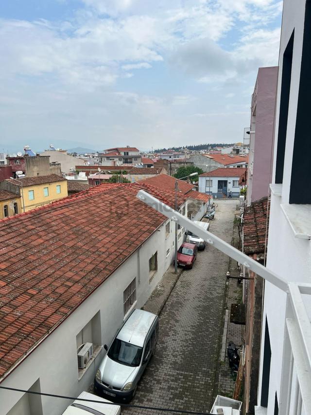 Çarşı İçinde Ara Kat 4