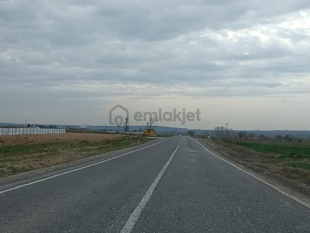 Evrenli Asfalt Üzerinde 140/38 Parselde 288 M2 Satılık 4
