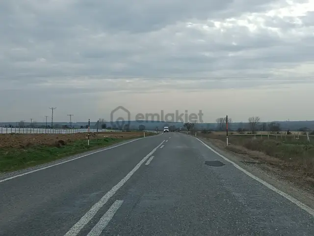Evrenli Asfalt Üzerinde 140/38 Parselde 288 M2 Satılık 3