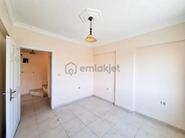 Didim Altınkumda Satılık Denize 450 Mt. 4+1 Geniş Teraslı Köşe Dublex 5