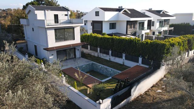 Irmaksudan Güre De Doğanın İçinde Tam Müstakil 3+1 Villa 3