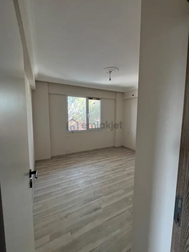 Yenibağarasında Kiralık Sıfır Boş Daire 20.000tl 4