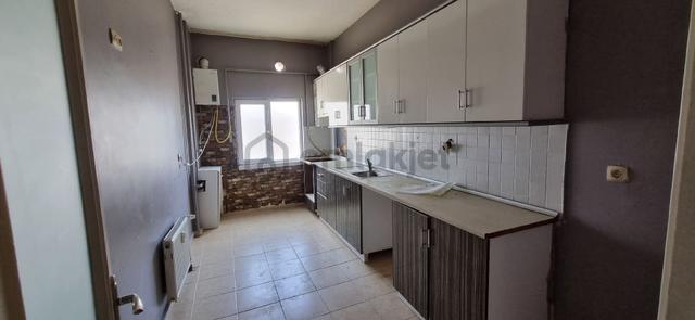 Bursa Merkezde Kiralık 3+1 Daire 4