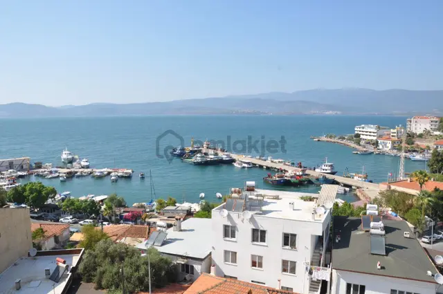 Aciil Milas Güllükte Komple Müstakil Bahçe İçerisinde 6 Adet Daireli K0mple Satılık Yazlık(bina) 3
