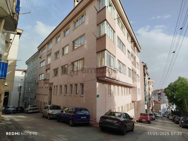 Umurbey'de 3+1 Masrafsız Geniş Satılık Geniş Daire Umurbey'de 3+1 Masrafsız Geniş Satılık Geniş Daire