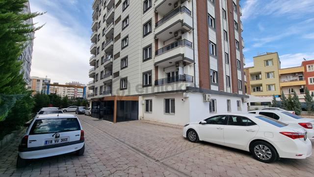 Akev Gayrimenkul'den Osm Hastanesi Yanı Eşyalı 1+1 Arakat Daire 2