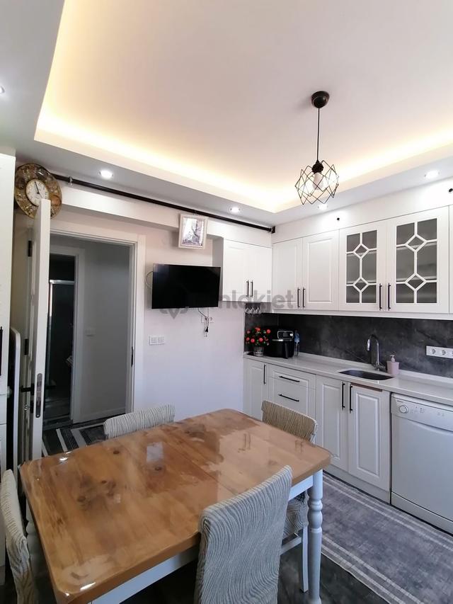 Karşıyaka Mahallesinde 1 Yıllık Binada 3+1/120 M2 Yüklüklü Ankastre Takımlı Kapalı Otoparklı Daire 5