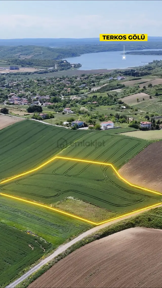 Yeniköy’de İmar Planı İçinde 0.50 Emsal Z+3 Kat Çaplı 250 M2 Arsa 4