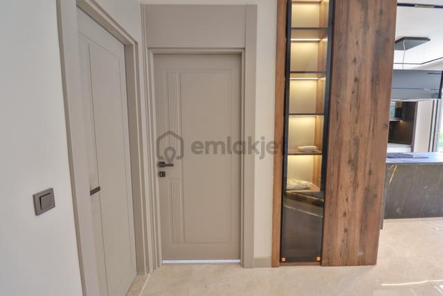 Mahmut İşler'den Kücükkuyuda Müstakil Havuzlu Lüks 4+1 Villa 5