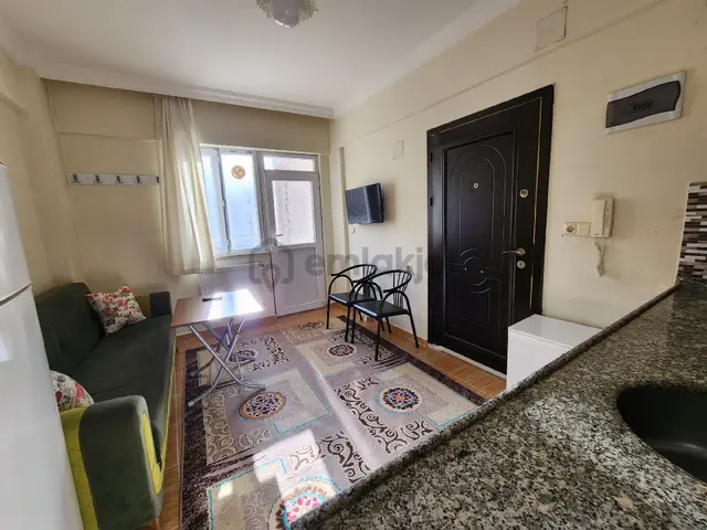 Bayar Gayrimenkulden Üniversiteye 50 M Temiz Eşyalı 1+1 Stüdyo Daire 5