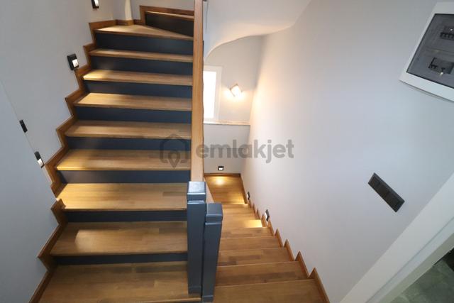 Irmaksudan Altınoluk Ta Dağ Ve Deniz Manzaralı Lüks 5+1 Villa 5