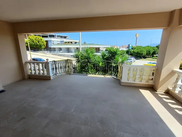 Boyalık Beachotel Karşısı Denize Plaja 250 M Yürüme 3+1 Villa 3